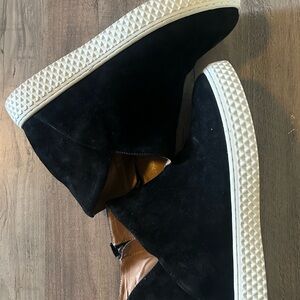 Aerosols, suede look black boot, size 8